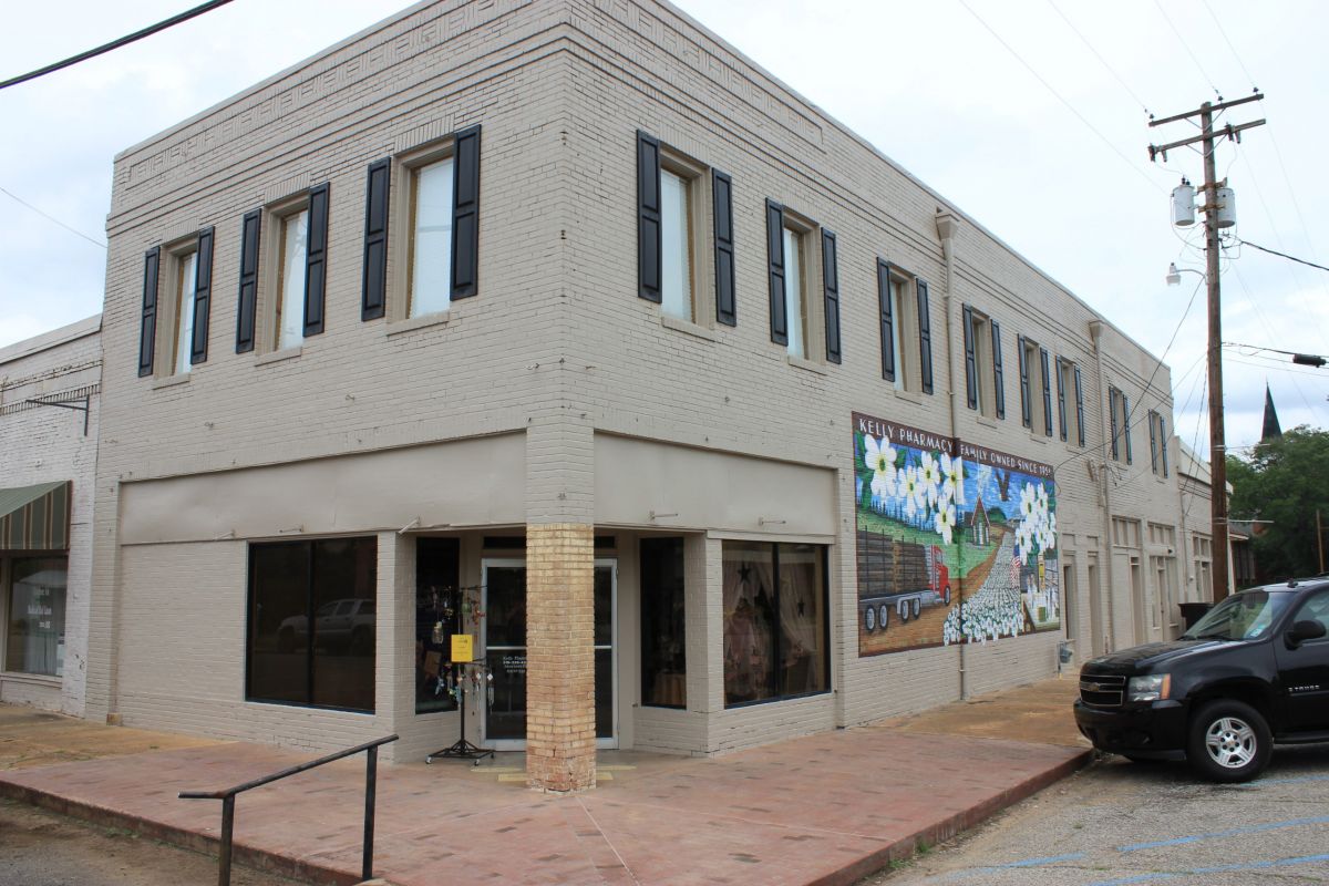 Kelly Pharmacy